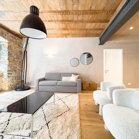 San Nicolo 14 Tirabora Short Rent