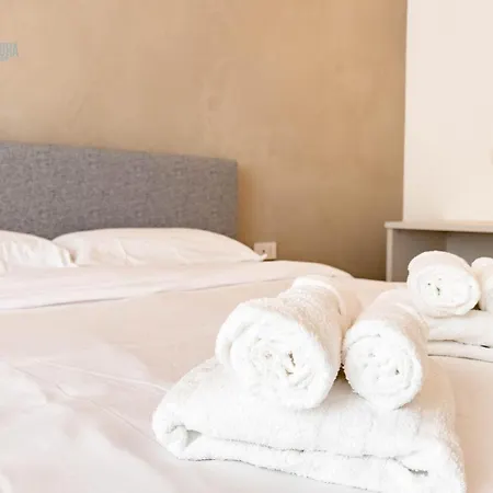 San Nicolo 14 Tirabora Short Rent Daire *