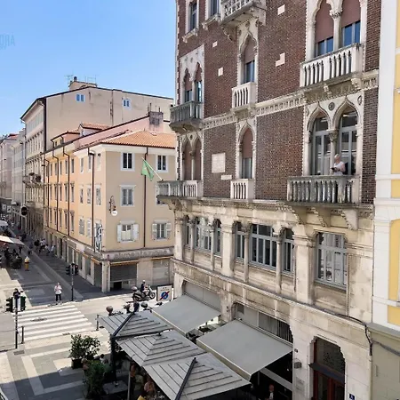 San Nicolo 14 Tirabora Short Rent *