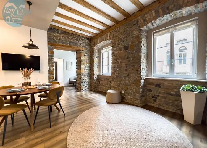 San Nicolo 14 Tirabora Short Rent Apartmán *