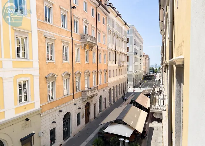 San Nicolo 14 Tirabora Short Rent Apartmán Terst