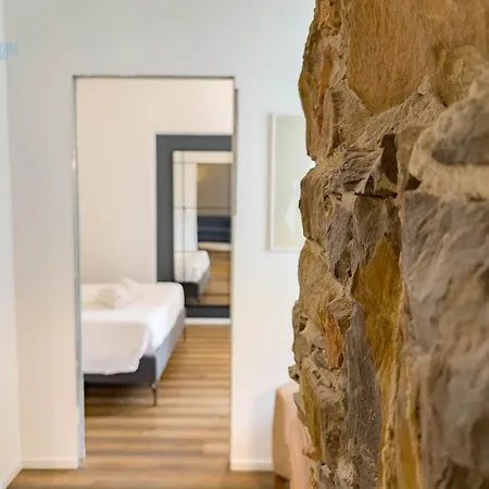 San Nicolo 14 Tirabora Short Rent شقة ترييستي