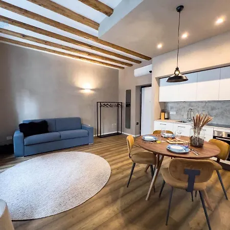 San Nicolo 14 Tirabora Short Rent 公寓