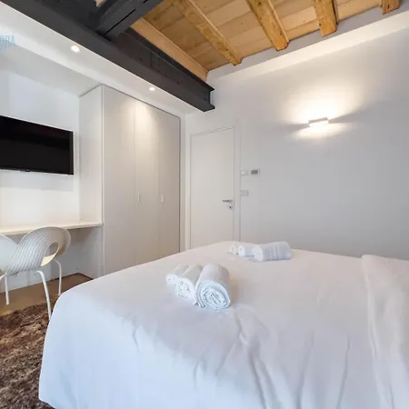 San Nicolo 14 Tirabora Short Rent 公寓 *