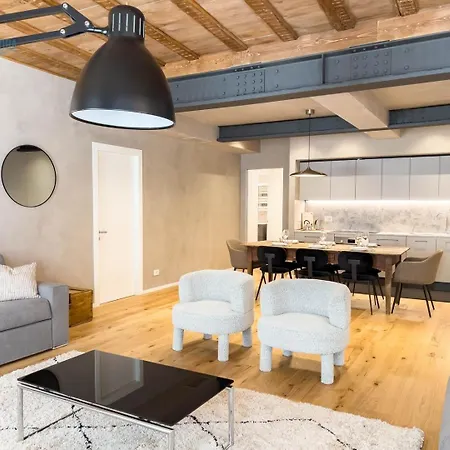 San Nicolo 14 Tirabora Short Rent 公寓