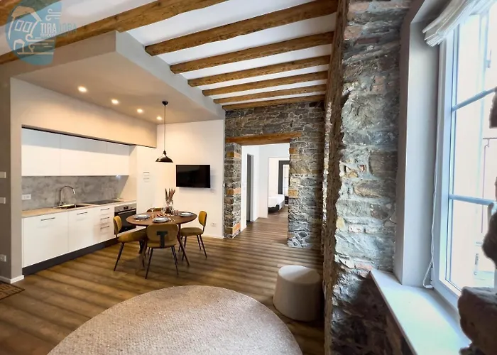 San Nicolo 14 Tirabora Short Rent Apartment