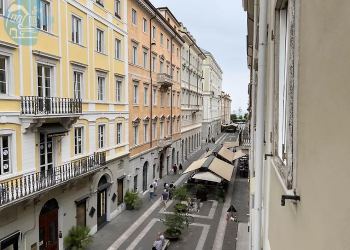 San Nicolo 14 Tirabora Short Rent Apartment